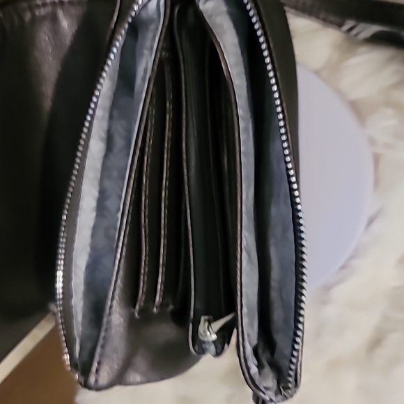 Charming Charlie wristlet - Picture 10 of 12